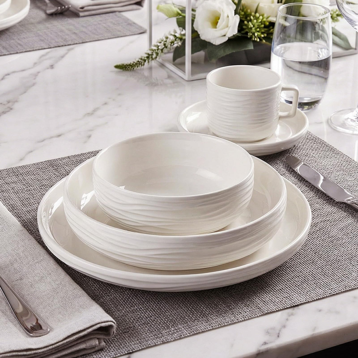 White Pasta Bowls Set of 4 U858