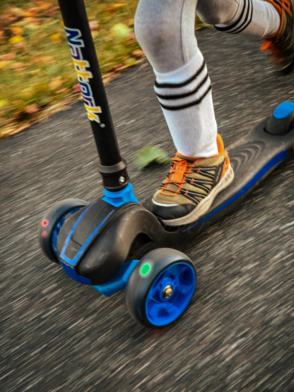 Kids 3-Wheel Foldable Kick Scooter S826