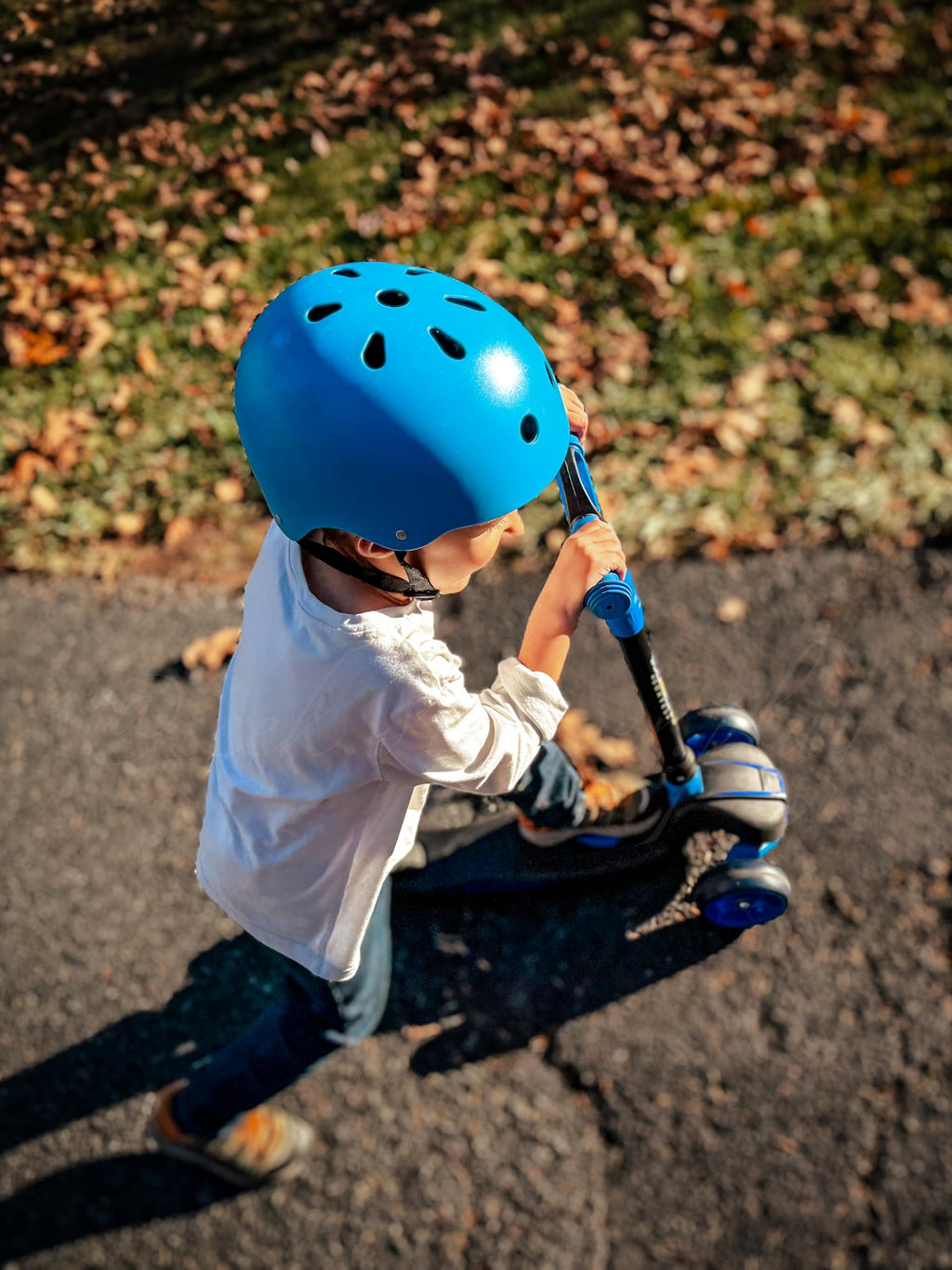 Kids 3-Wheel Foldable Kick Scooter S826