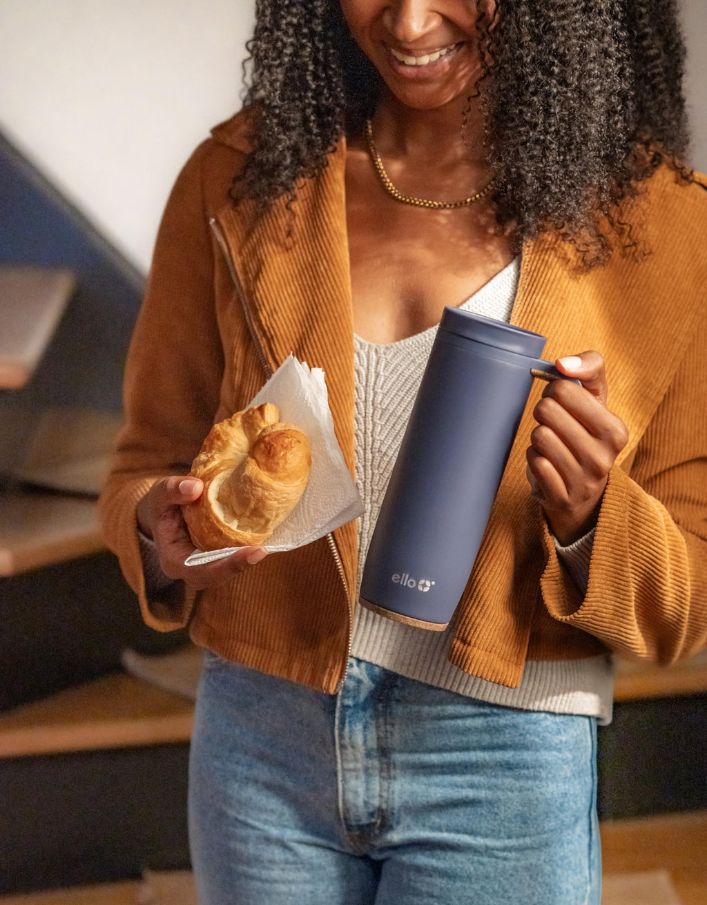 18oz Insulated Stainless Steel Travel Mug with Handle O81522